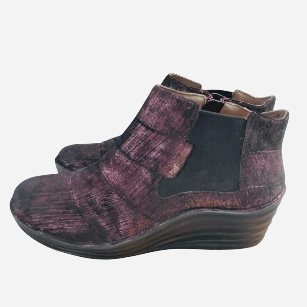 Bionico Irredescent Maroon Gilford Wedge Leather Side Zip Ankle Bootie 10 M